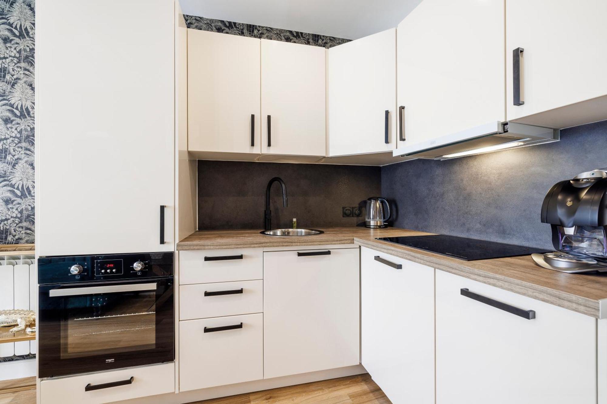 Nice Renting - Offenbach - Luxury Apartment Fully Equipped Center Exteriör bild